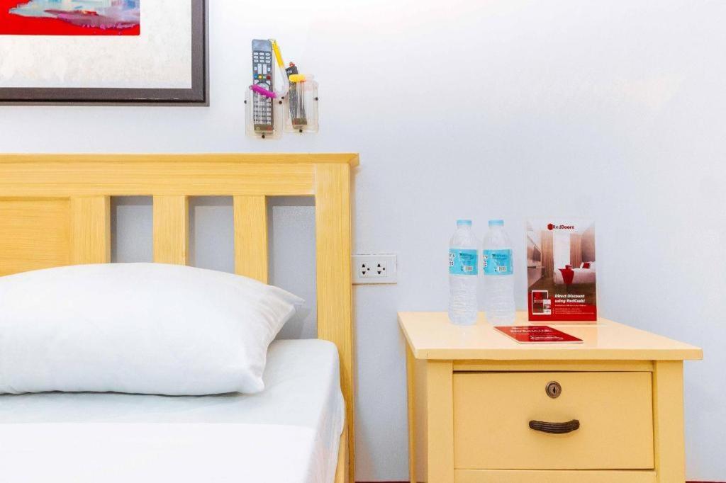 เรดดอร์ซ เนียร์ เซบู เมโทรโปลิแตน คาทีดราล Hotel Cebu ภายนอก รูปภาพ