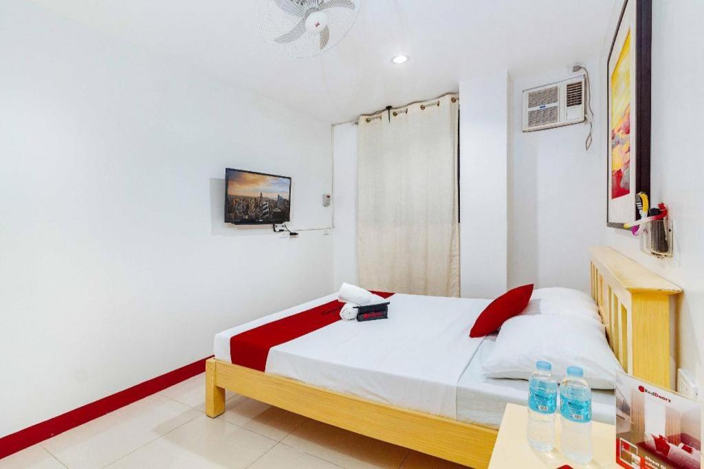 เรดดอร์ซ เนียร์ เซบู เมโทรโปลิแตน คาทีดราล Hotel Cebu ภายนอก รูปภาพ