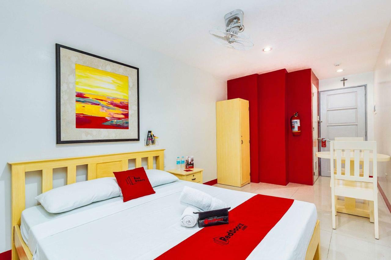 เรดดอร์ซ เนียร์ เซบู เมโทรโปลิแตน คาทีดราล Hotel Cebu ภายนอก รูปภาพ